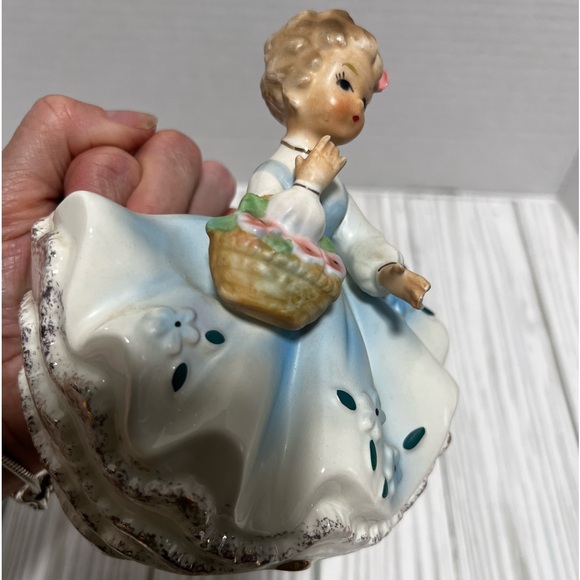 Inarco Japan E-436 ceramic girl with basket planter Cleveland Ohio - Picture 6 of 9